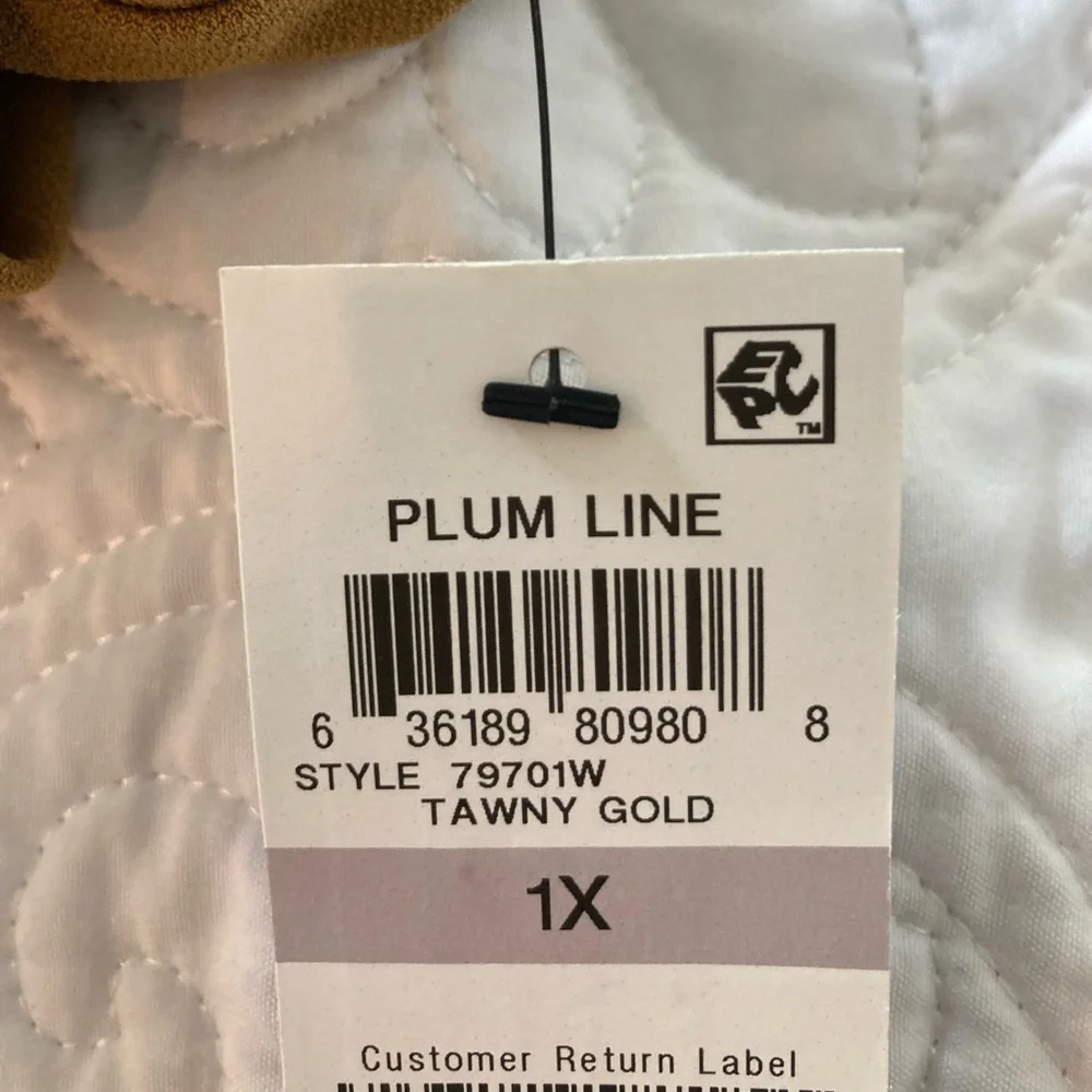 Alfani Gold/mustard color top NWT - Picture 3 of 3